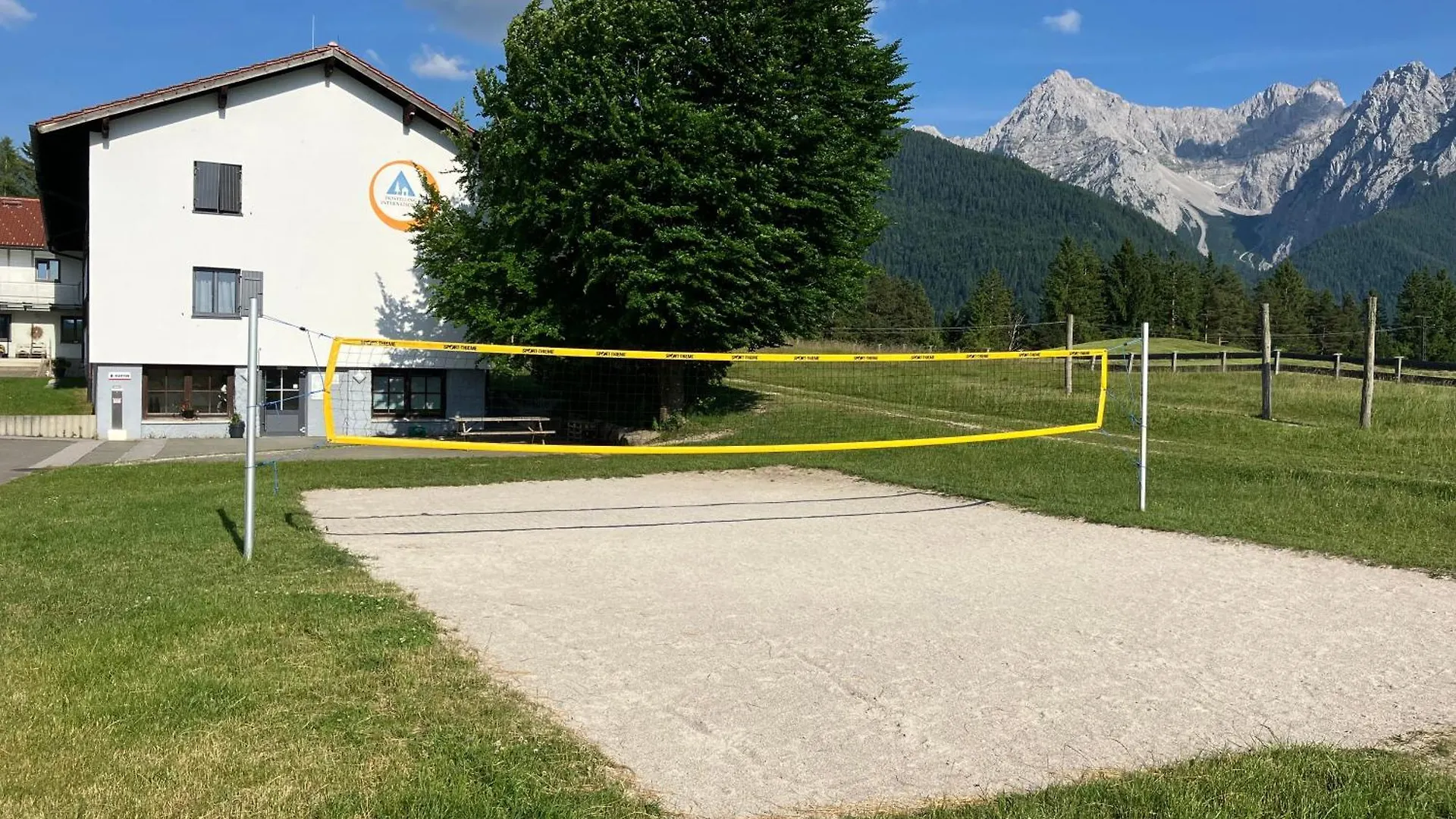 Jugendherberge Mittenwald Németország