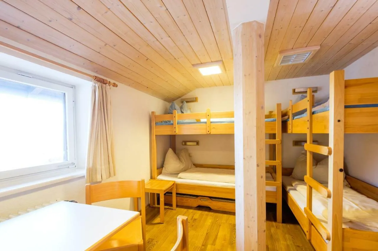 Jugendherberge Mittenwald Németország